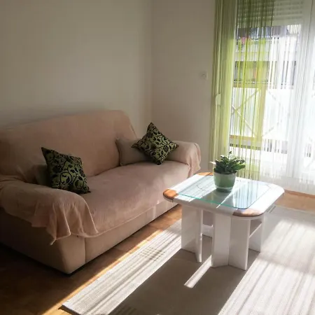 Kika Apartament *