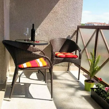 Kika * Ζαντάρ
